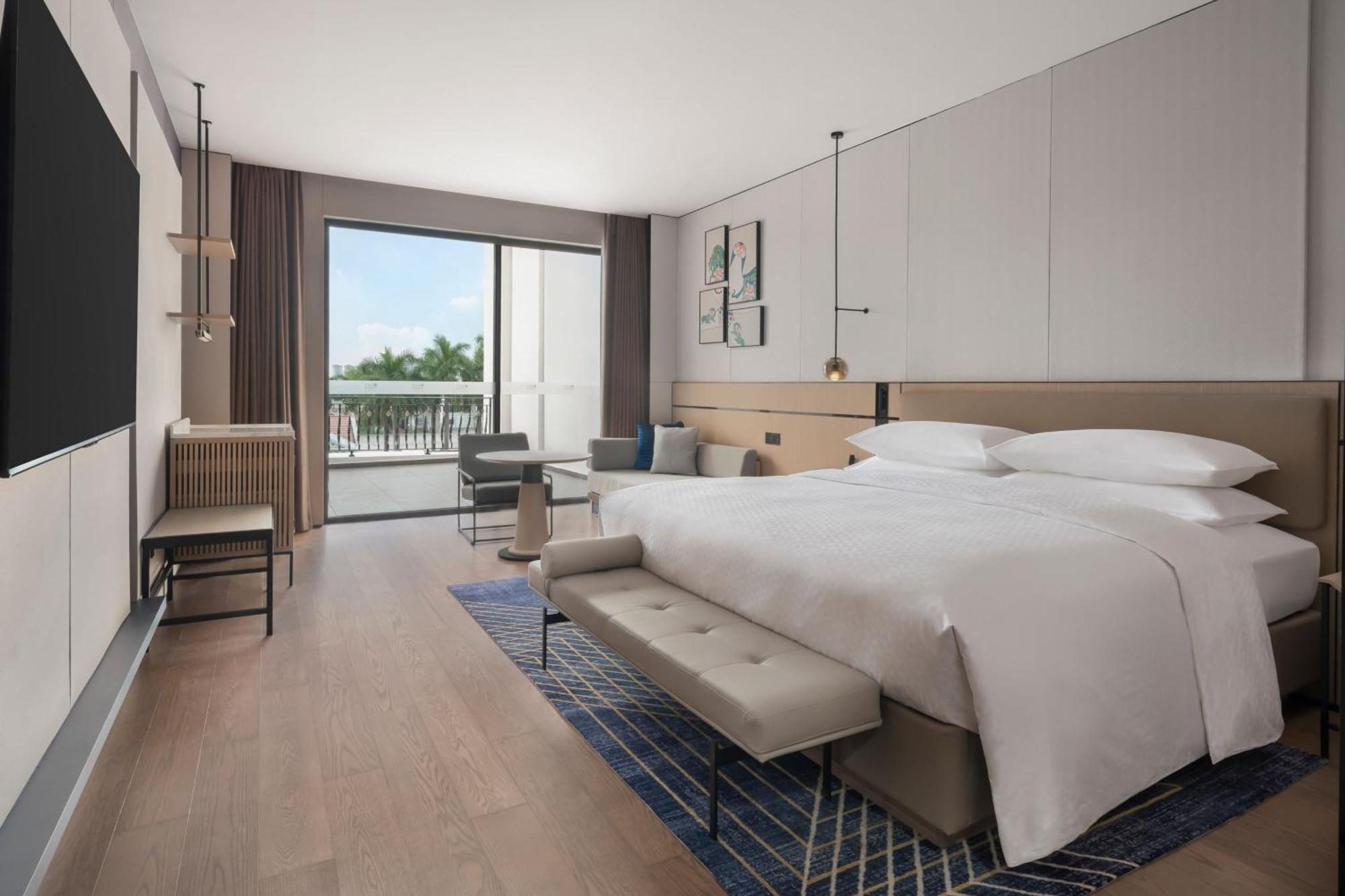 Four Points By Sheraton Yangjiang City Center Екстер'єр фото
