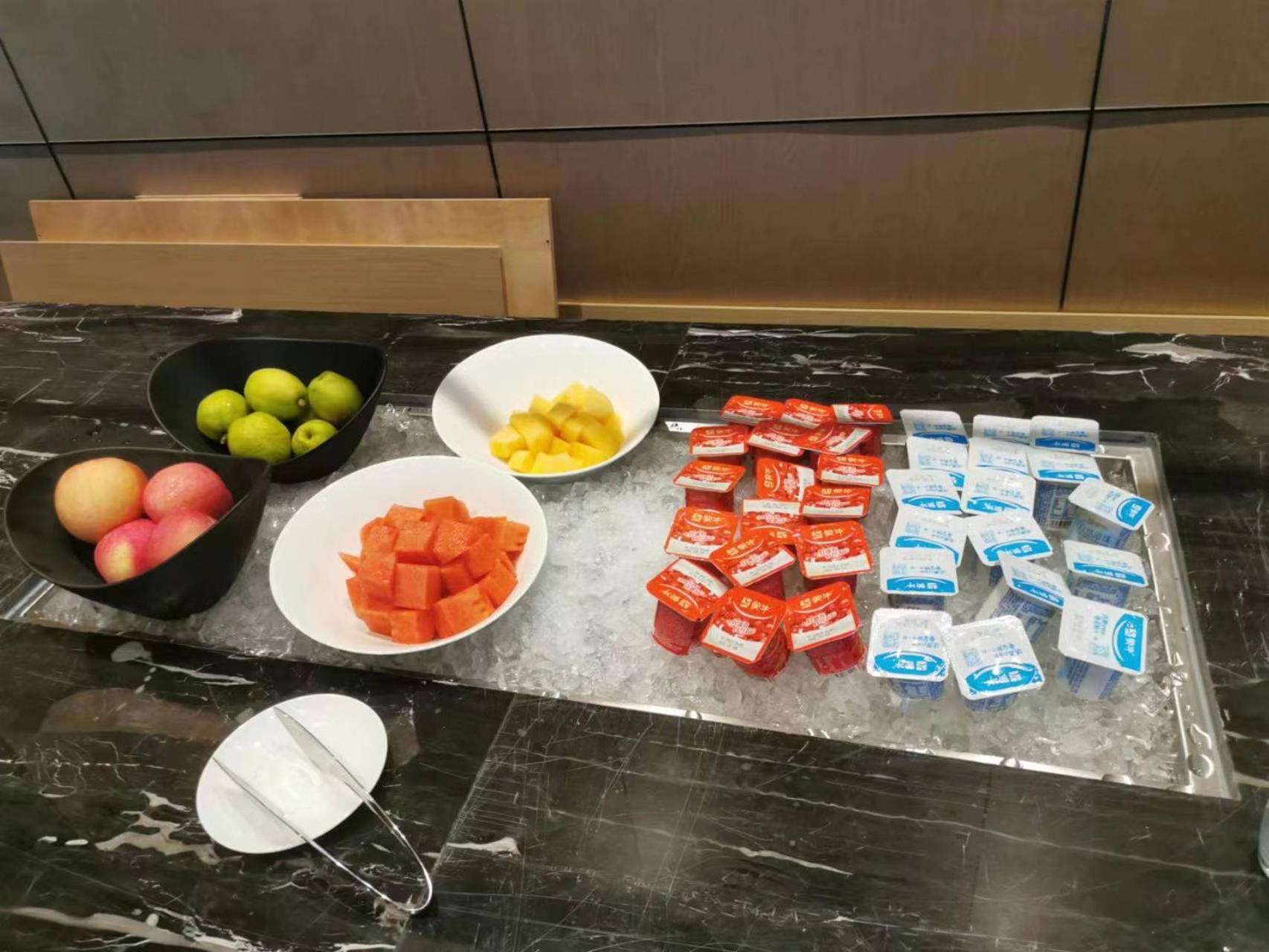 Four Points By Sheraton Yangjiang City Center Екстер'єр фото