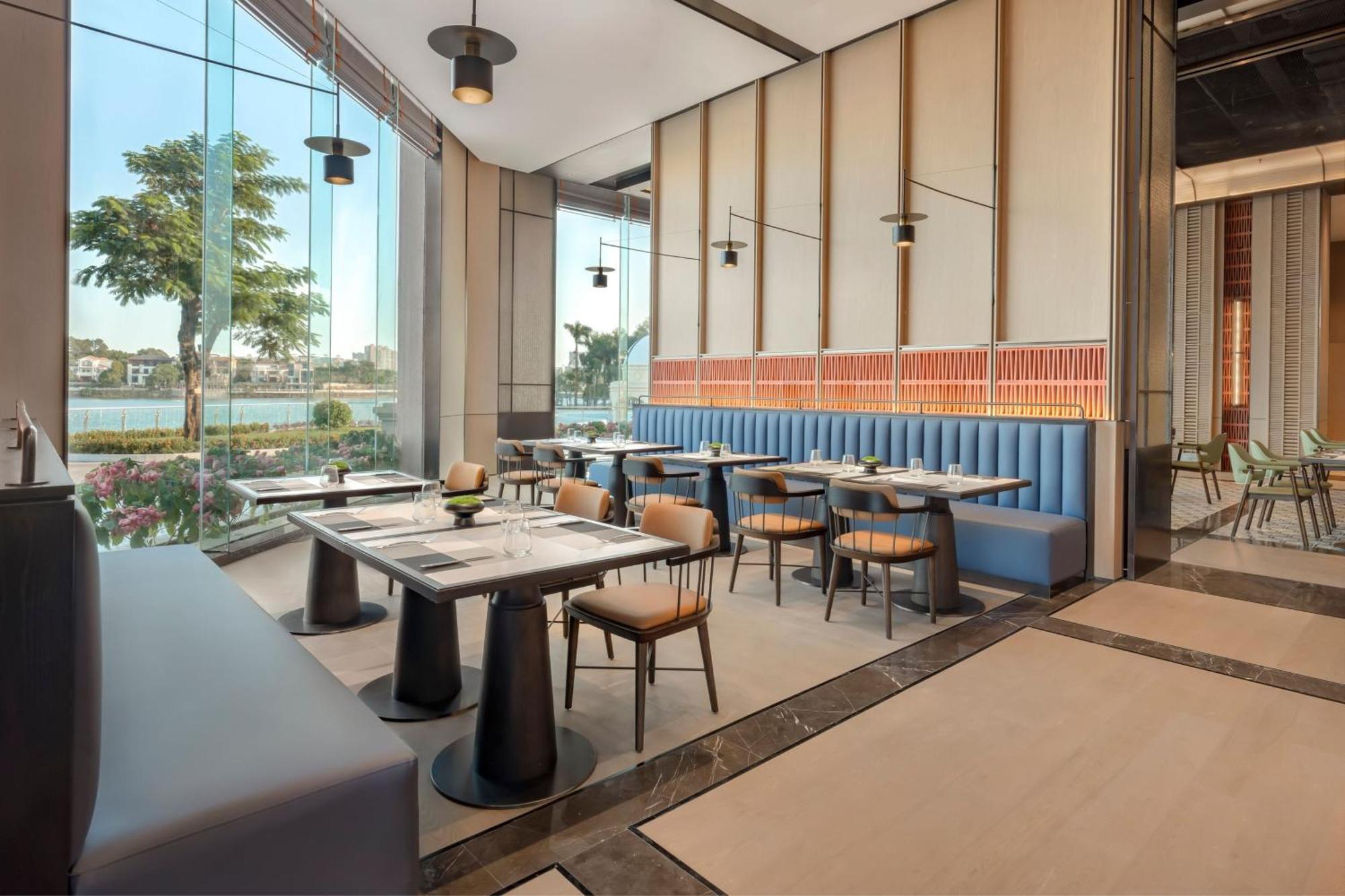 Four Points By Sheraton Yangjiang City Center Екстер'єр фото