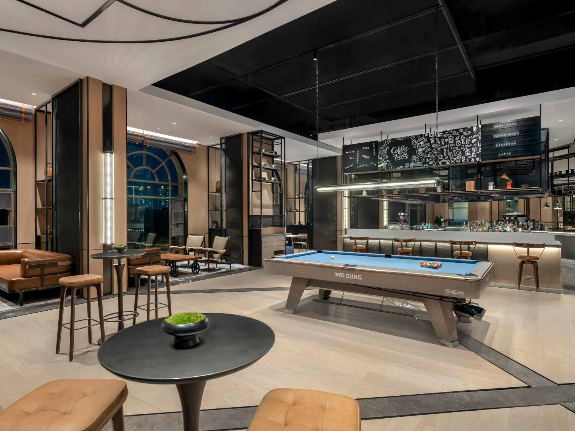 Four Points By Sheraton Yangjiang City Center Екстер'єр фото